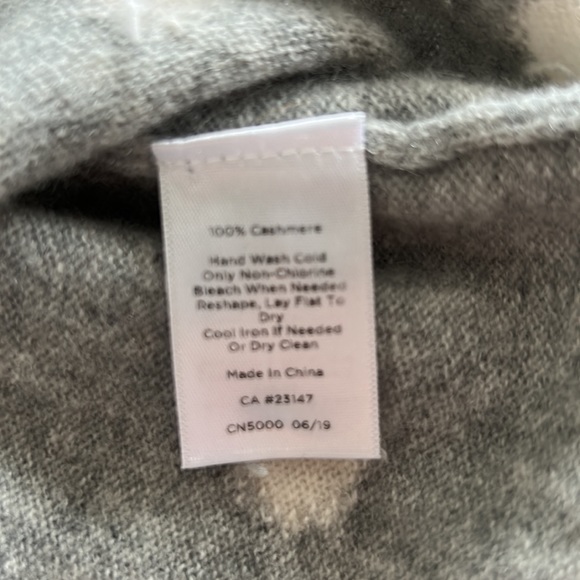 Talbots Grey Polka Dot Cashmere Sweater - Picture 6 of 6